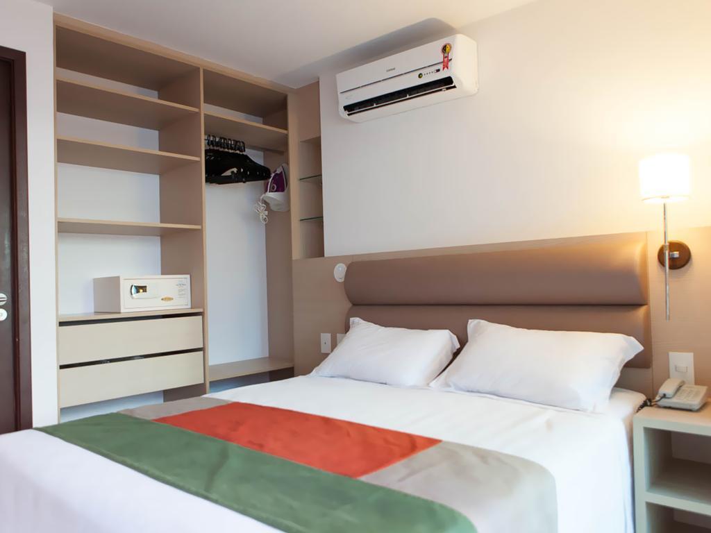 פורטאלזה Apartamento 17º Andar Beira Mar Com 2 Quartos מראה חיצוני תמונה